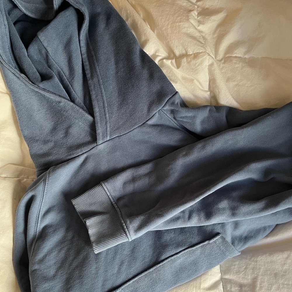 Aerie navy blue hoodie